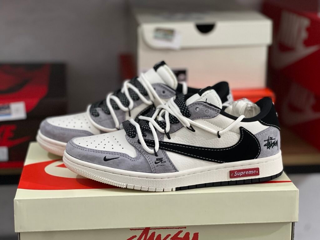 Supreme x Air Jordan 1 low Grey White/Black(36-47.5)