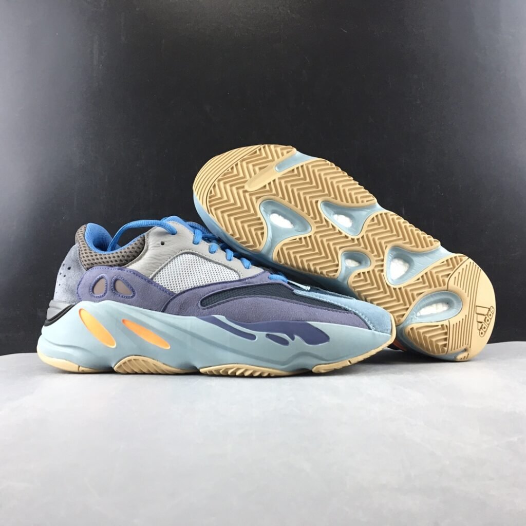 Yeezy Boost 700 Carbon Blue