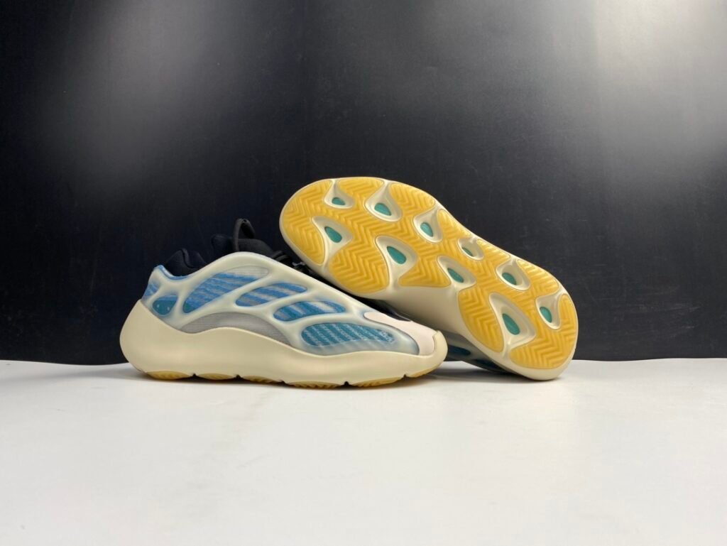 Yeezy Boost 700 v3 Kyanite