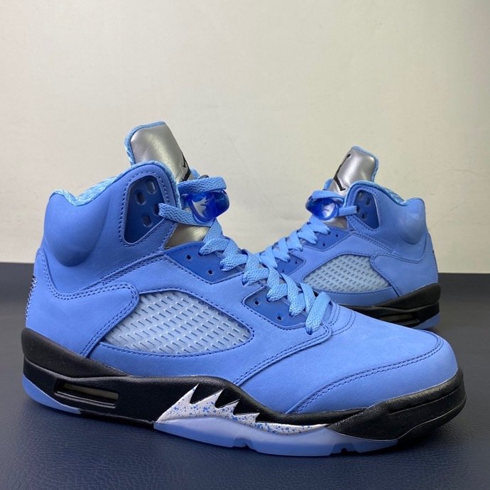 Air Jordan 5 Retro UNC(40.5-47.5)