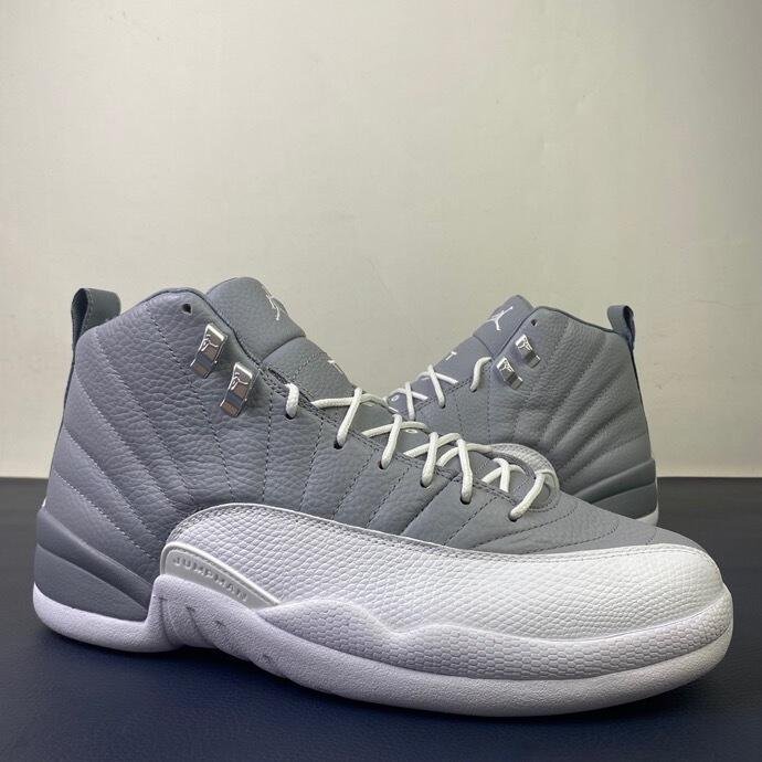 Air Jordan 12 Retro Stealth(us7-13)