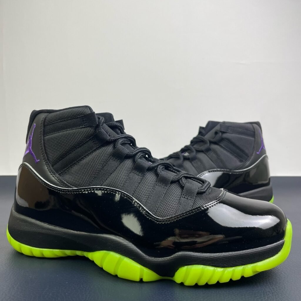 Air Jordan 11 Black/Barely Volt(40-48.5)