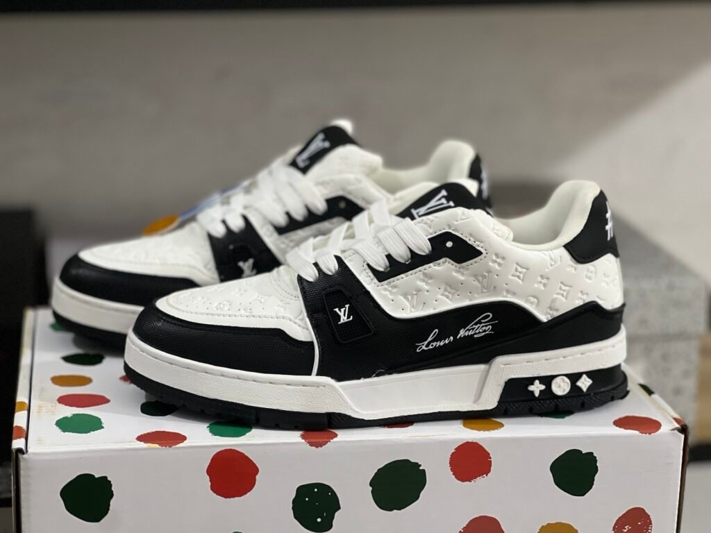 LV ARCH LICHT SNEAKER WHITE BLACK(36-45)