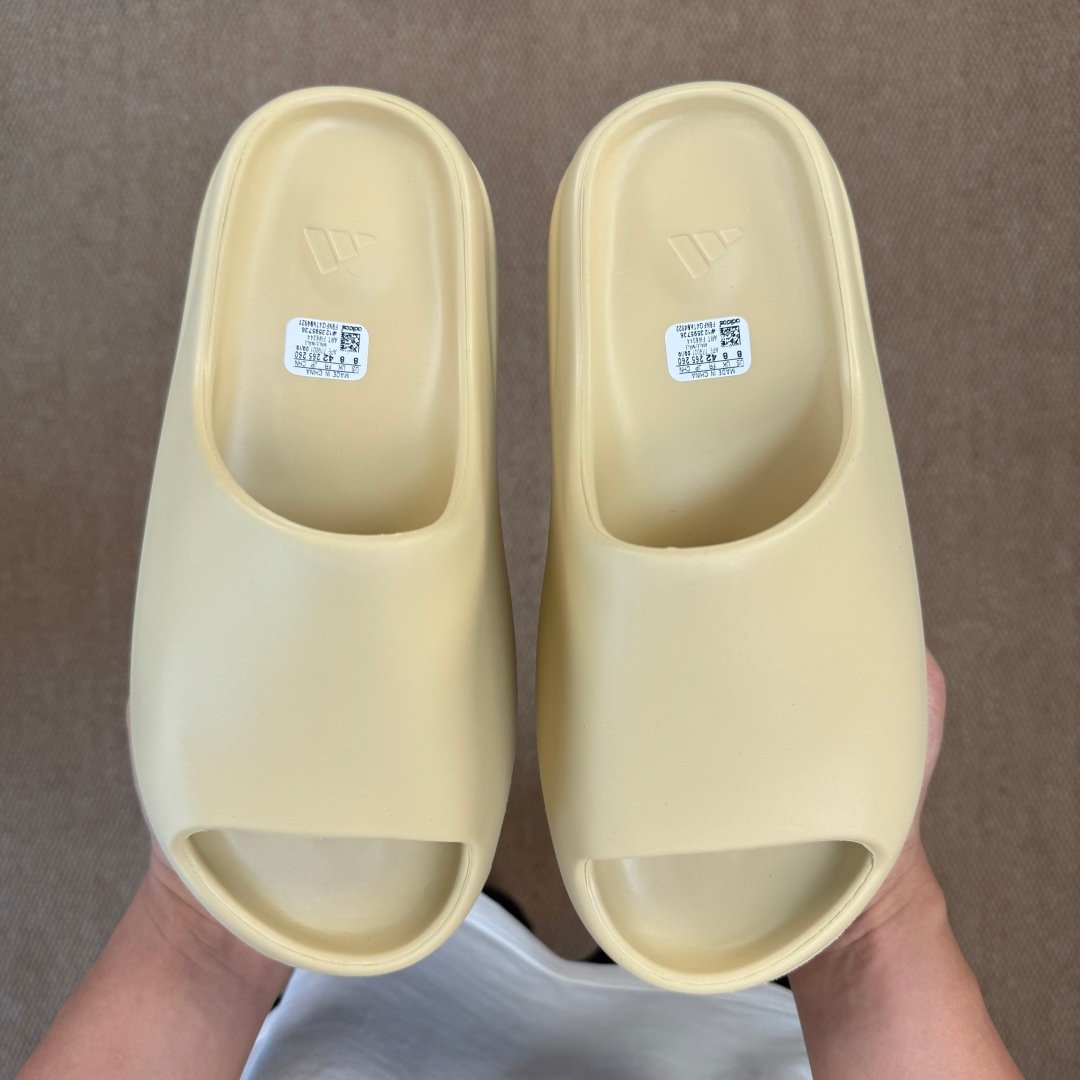 Yeezy Slide Dessan(37-48.5) - Image 6