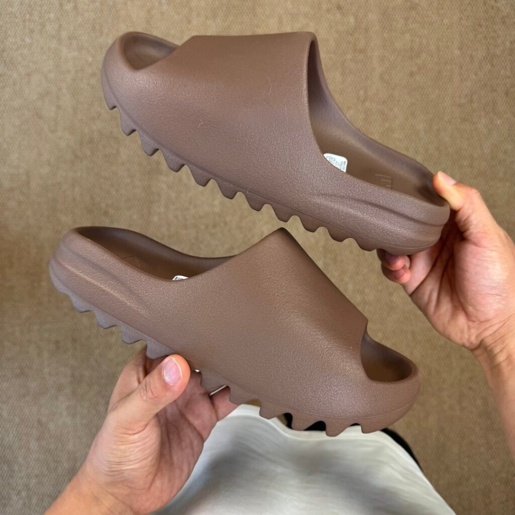 Yeezy Slide Glow Earth Brown(37-48.5)