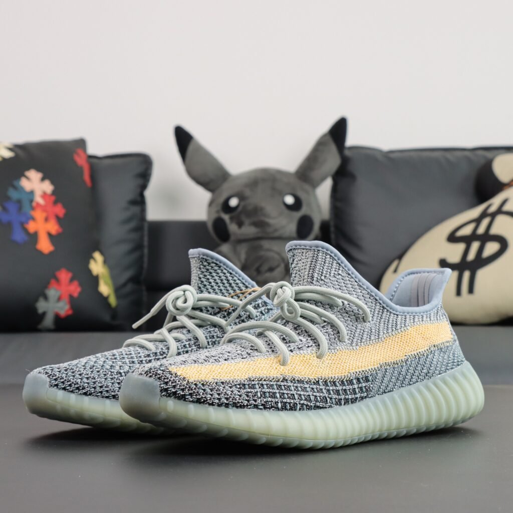 Yeezy boost 350 v2 Israfil(36-48.5)