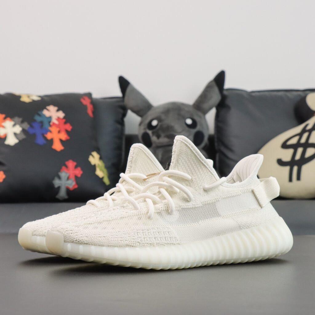Yeezy boost 350 v2 Bone(36-48.5)