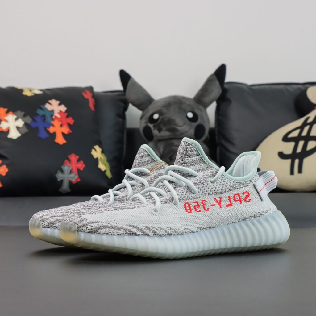 Yeezy Boost 350 v2 Blue Tint(36-48.5)