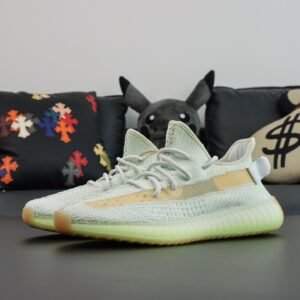 Yeezy boost 350 v2 Hyperspace(36-48.5)