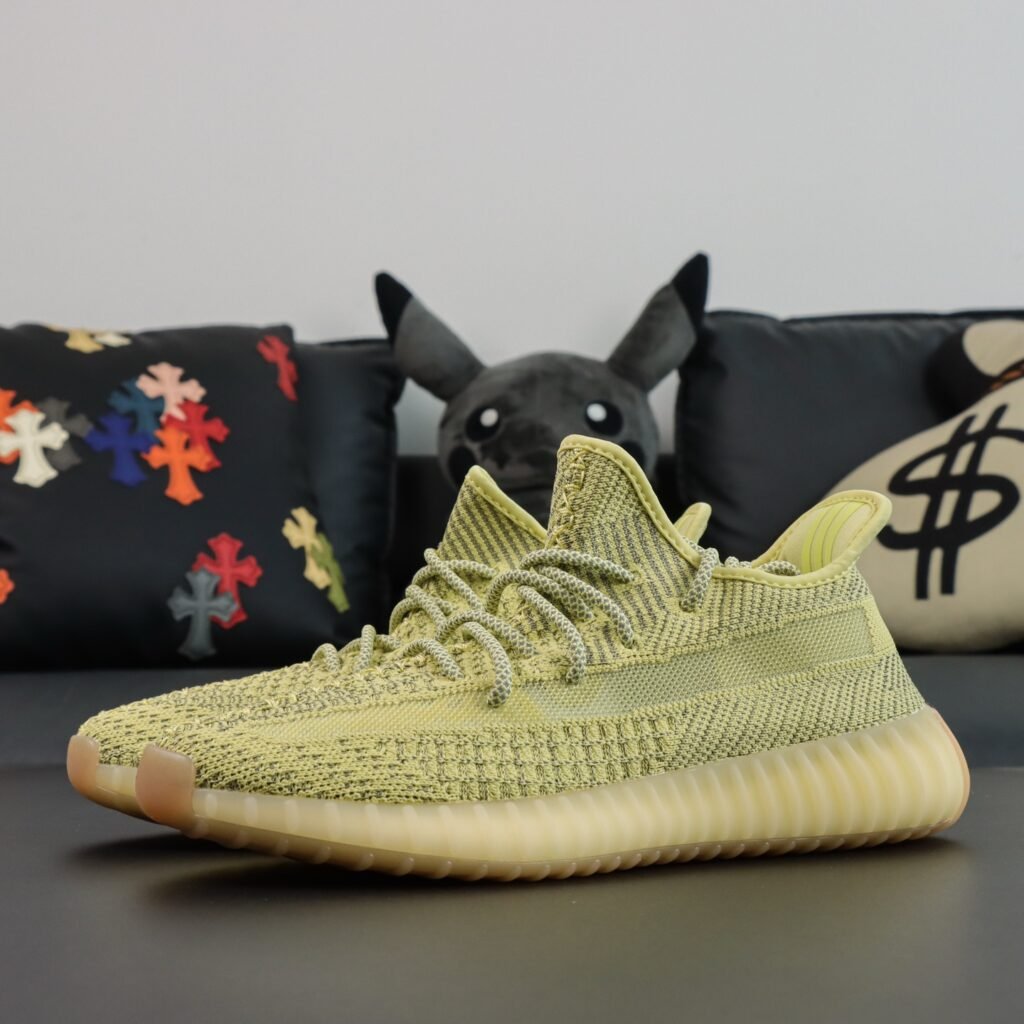 Yeezy boost 350 v2 Antlia(36-48.5)