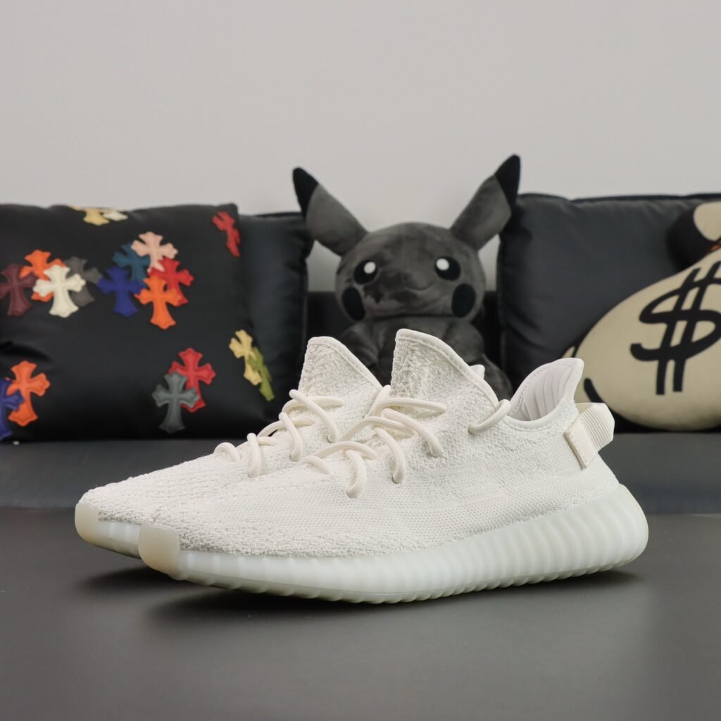 Yeezy boost 350 v2 Cream White/Triple White(36-48.5)