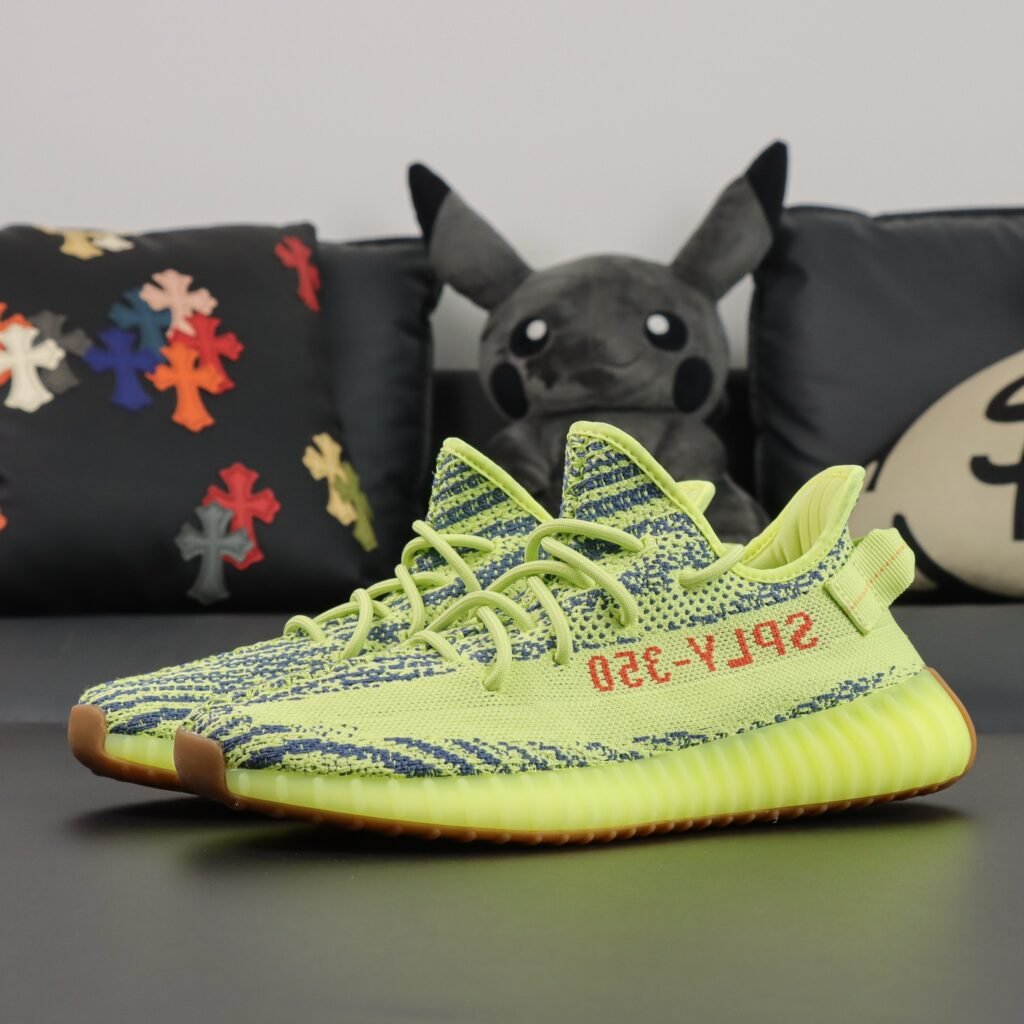 Yeezy boost 350 v2 Semi Frozen Yellow(36-48.5)