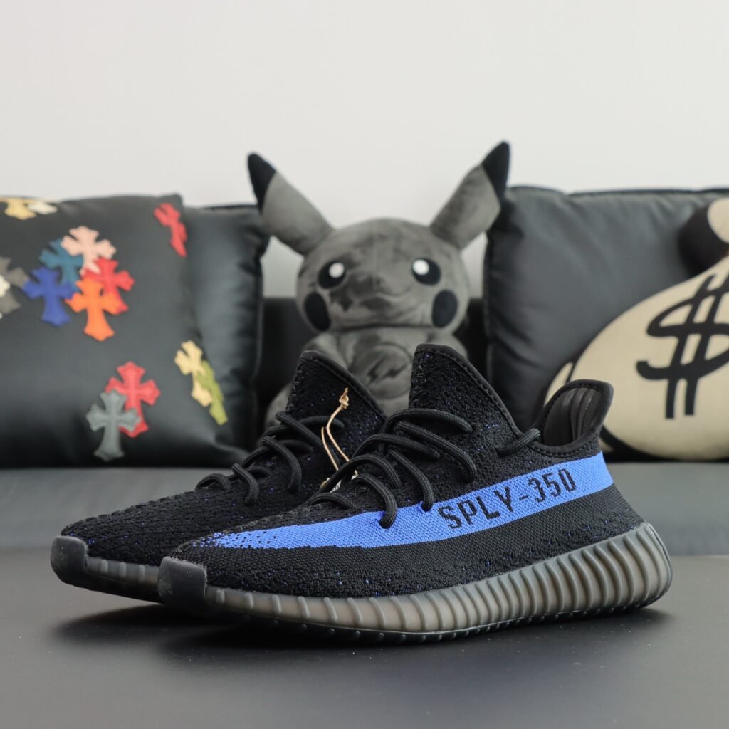 Yeezy boost 350 v2 Dazzling Blue(36-48.5)