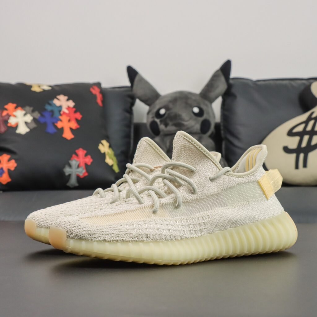 Yeezy boost 350 v2 Light(36-48.5)