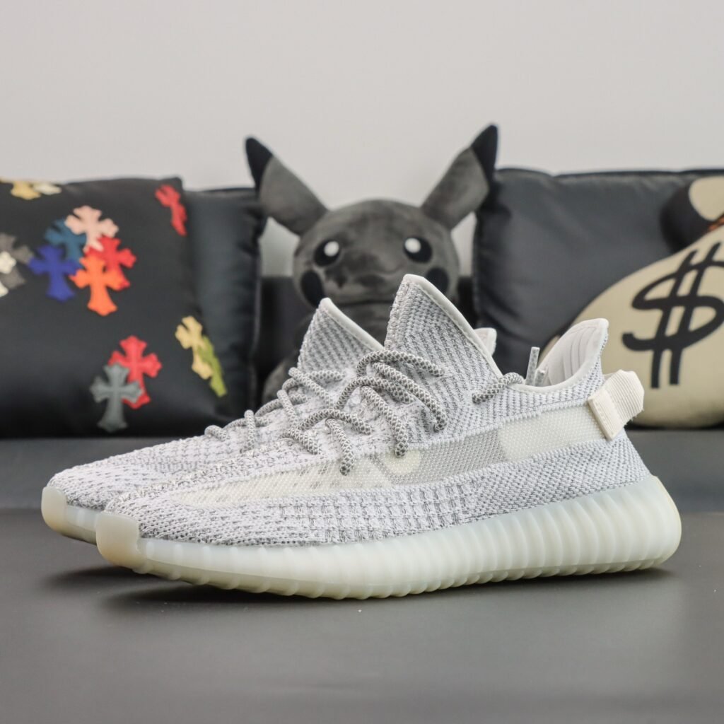 Yeezy 350 v2 Reflective Static(36-48.5)